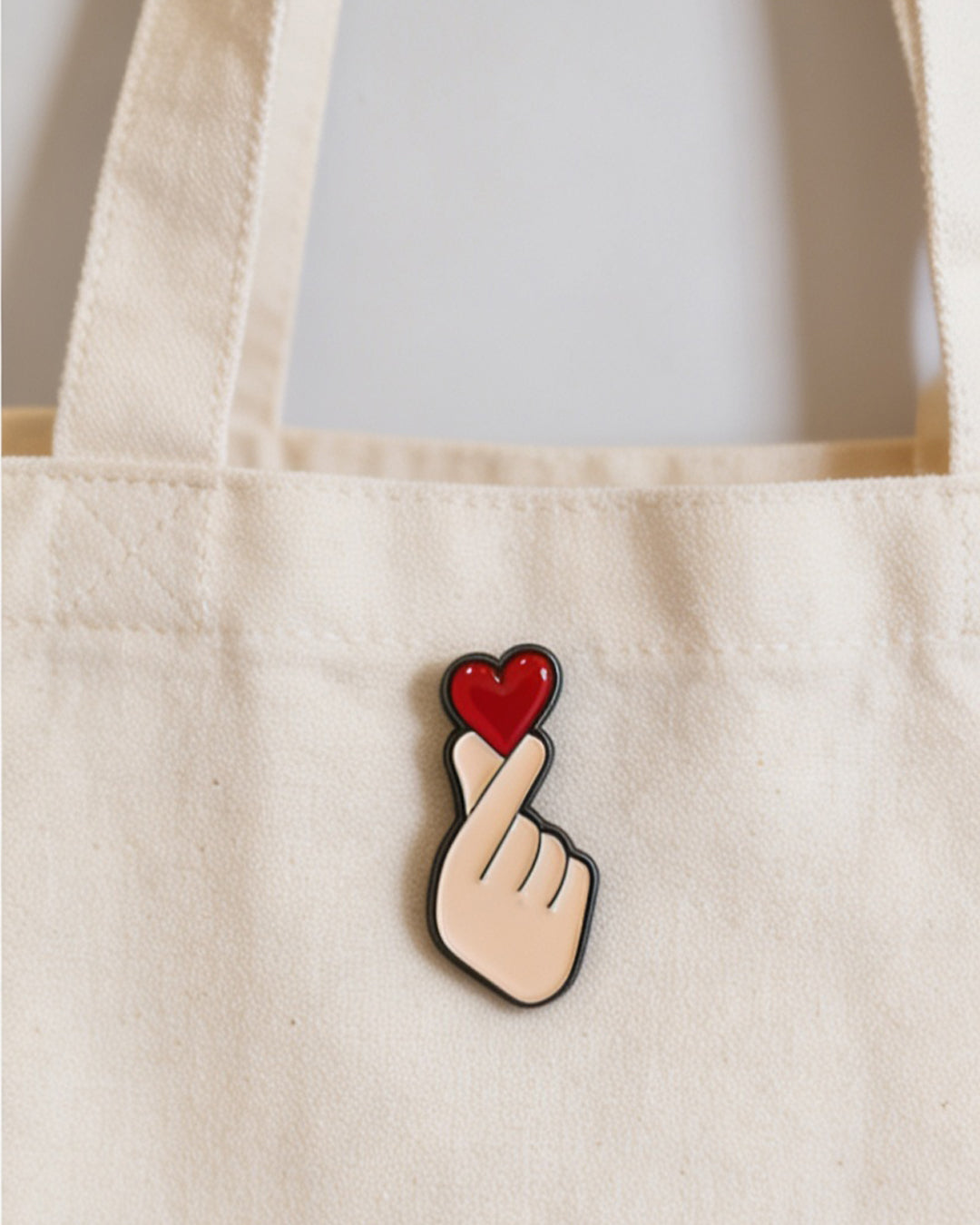 Enamel Pin - Love You